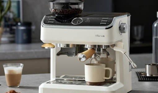 辦公室咖啡服務(wù)選全自動(dòng)咖啡機(jī)還是半自動(dòng)咖啡機(jī)？